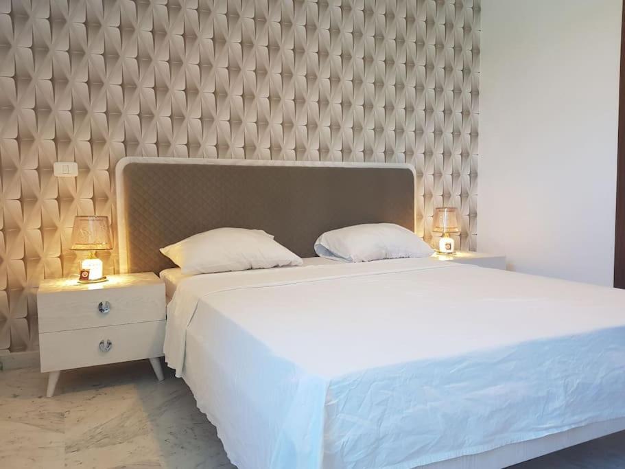 Lovely Apartment Near Tunis Mall - Lac2 Туніс Екстер'єр фото